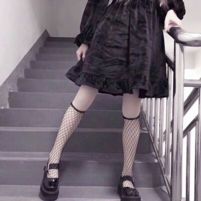 33张高清好看的女生身段部位头像合集