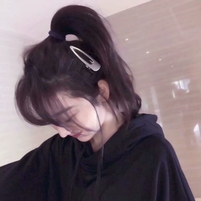 16张高清潮流个性女头像合集 好看的女生头像都在这