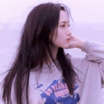 34张高清城市风时尚女生头像 好看又潮流