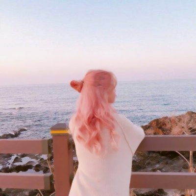 女生唯美可爱背影头像 连背影都软萌到戳人！(19张)