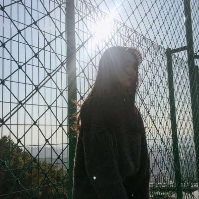 21张氛围感拉满的意境女生头像 高清好看又治愈