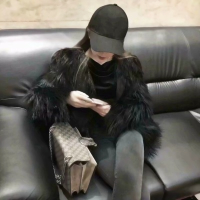 16张高清时尚潮酷女生头像 适合当QQ头像的潮流女生图