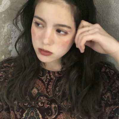 15张高清霸气社会女生网图头像 好看的女生头像合集