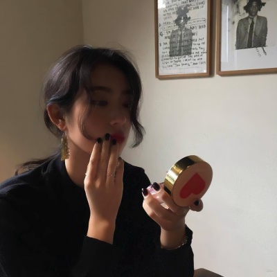 9张超有气质的女生头像 高清好看的个性女头像合集