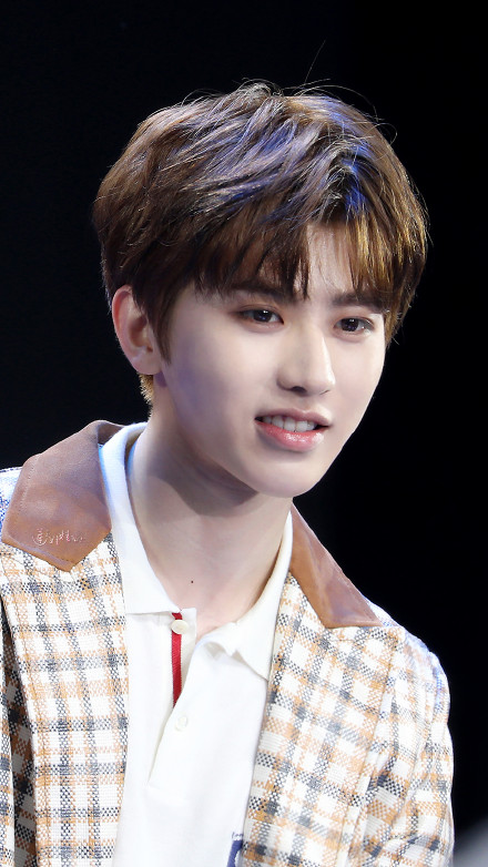 蔡徐坤专属壁纸合集来了