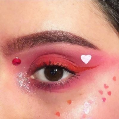 14张高清丧系侧脸女生头像 自带清冷破碎感的眼镜头像