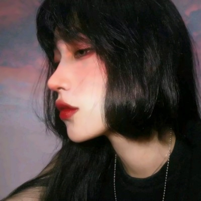 24张高清清新唯美女生头像合集 好看又百搭