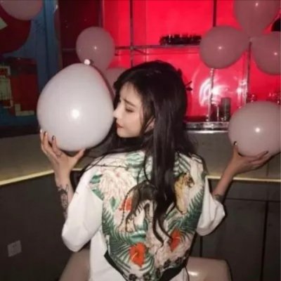 20张高冷霸气红色系女生QQ头像合集