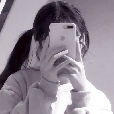 双人闺蜜头像来啦！用手机挡脸的高清可爱款共32张