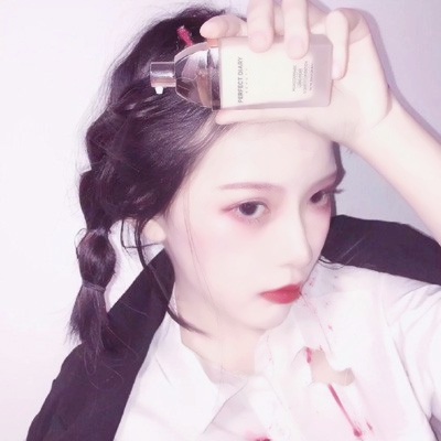 12张高清个性潮流女生头像 颜值拉满的氛围感头像合集