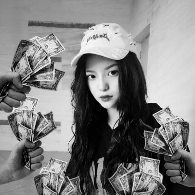 冷艳又性感！9张高清黑白女生头像合集