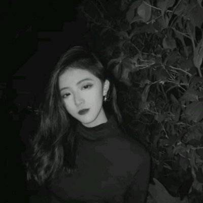 16张高清黑白气质女生头像 氛围感拉满的精选头像合集