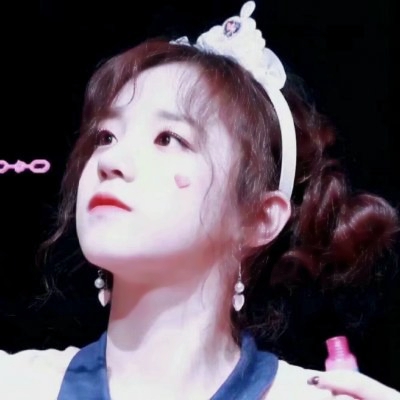 24张高清三人闺蜜唯美头像合集 适合女生用的闺蜜三人组头像