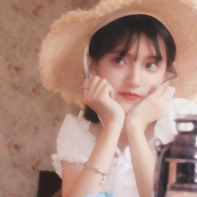 34张高清真人少女唯美意境头像合集