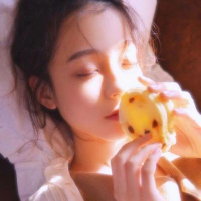23张高清氛围感女生意境头像 适合当QQ头像的唯美图片