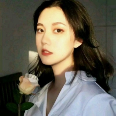 30张高清时尚个性女生头像 氛围感拉满的魅力女头合集