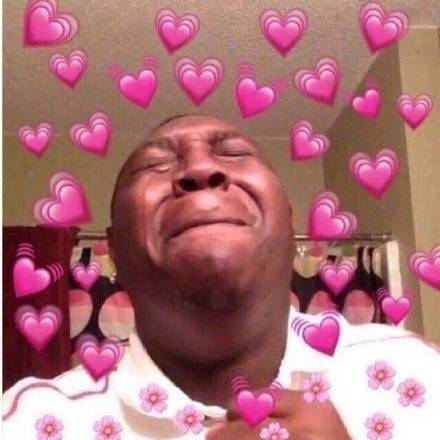 被爱心包围的聊天表情包来啦