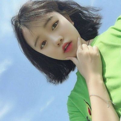 31张高清好看的短发美女头像合集 女生头像专区上新