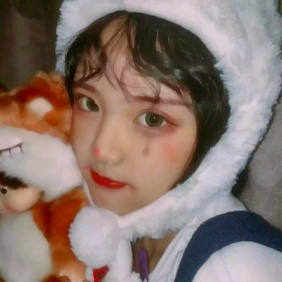 30张高清时尚个性女生头像 氛围感拉满的魅力女头合集