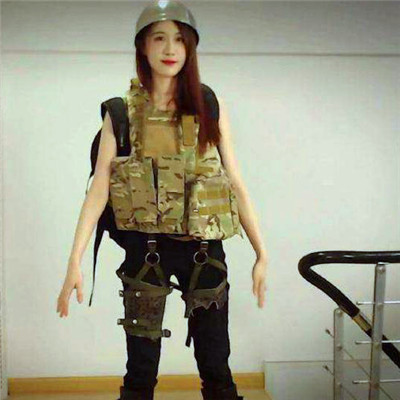 女生cos绝地求生吃鸡头像合集 17张高清好看的游戏头像