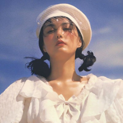 成熟气质女生优雅头像合集 29张风韵感拉满的女生头像