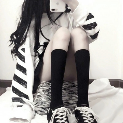 闺蜜一人一张头像合集 共16组女生头像