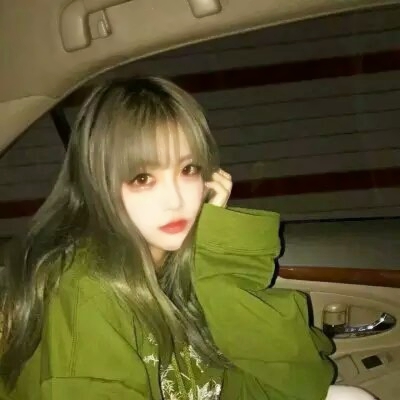 13张个性绿色系女生QQ头像合集