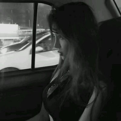 16张高清黑白气质女生头像 氛围感拉满的精选头像合集