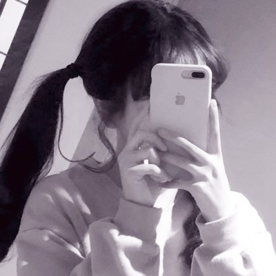 双人闺蜜头像来啦！用手机挡脸的高清可爱款共32张