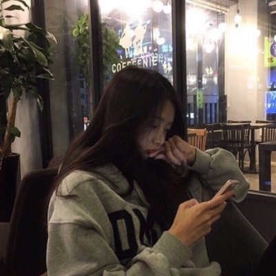 28张高清文艺感女生头像 氛围感拉满的好看头像合集