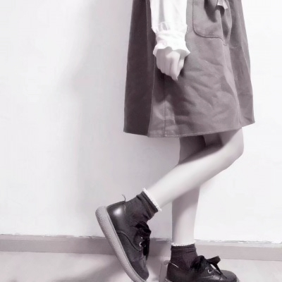 16张只露腿的双人闺蜜部位头像 高清女生头像素材