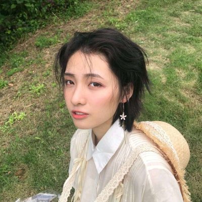 32张高清短发女孩头像合集 好看的女生头像精选