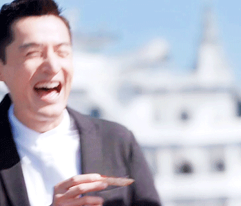 胡歌开怀大笑动图合集