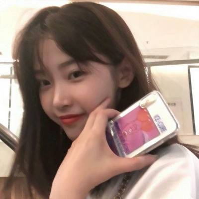 36张高清真实感女生个性时尚头像合集