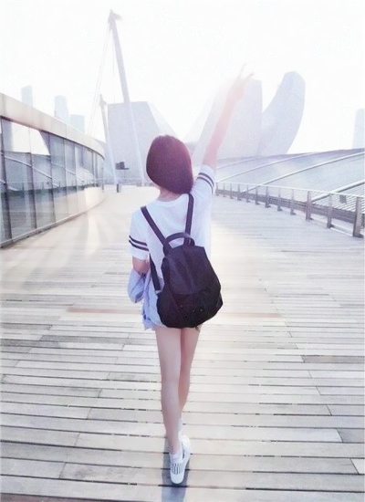 女生伤感孤独背影头像合集 20张高清图