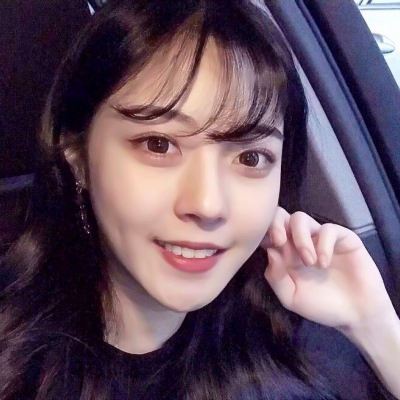 16张高清时尚潮酷女生头像 适合当QQ头像的潮流女生图