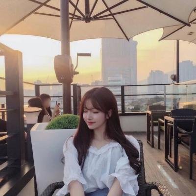 12张清新感女生头像 漂亮小姐姐的小清新氛围感头像合集