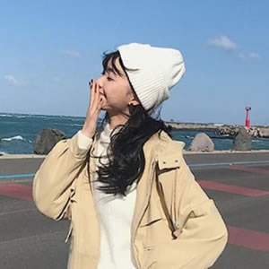 最新女生海边头像合集 共20张