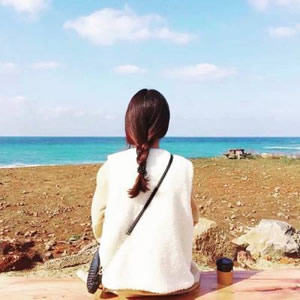 12张高清酷飒女生背影头像，直接用