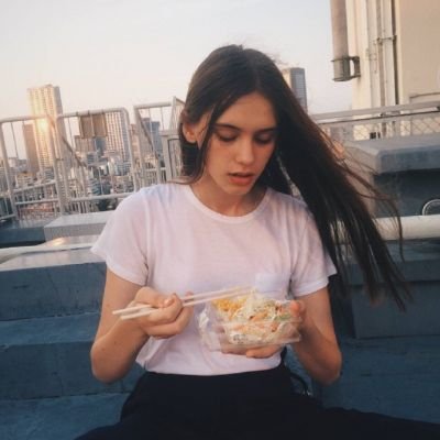 12张高清好看的森系欧美女生头像合集