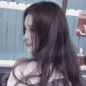 15张高清清新感女生QQ头像 纯美氛围感拉满