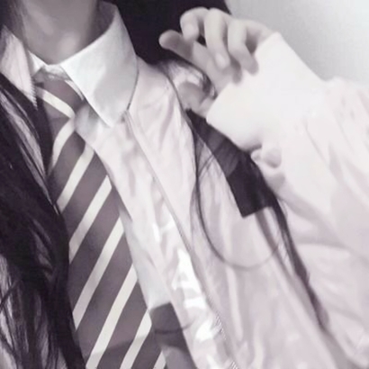 酷拽又有氛围感！27张高清部位女生头像合集