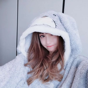 18张高清有气质的真人小清新女生微信头像