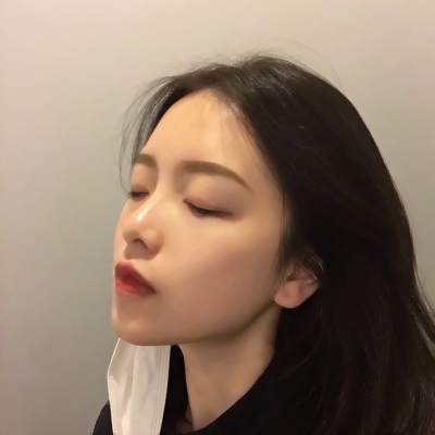 21张霸气女网红头像 高清好看的女生头像合集