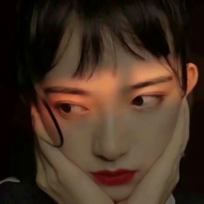 眼神带着疏离感！10张高清高雅忧郁女生头像合集