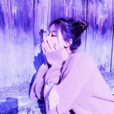 33张高清紫色高贵女生真人头像 氛围感拉满的QQ头像合集