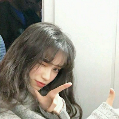 27张带文艺感的高清女生清新微信头像