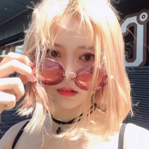 16张高清好看的高冷女生个性头像