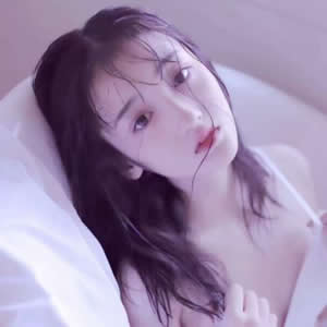 16张青春感拉满的瘦脸白皮肤美女头像 颜值超耐看