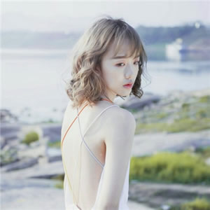 12张高清唯美伤感女生侧脸背影头像 适合做头像的氛围感图片